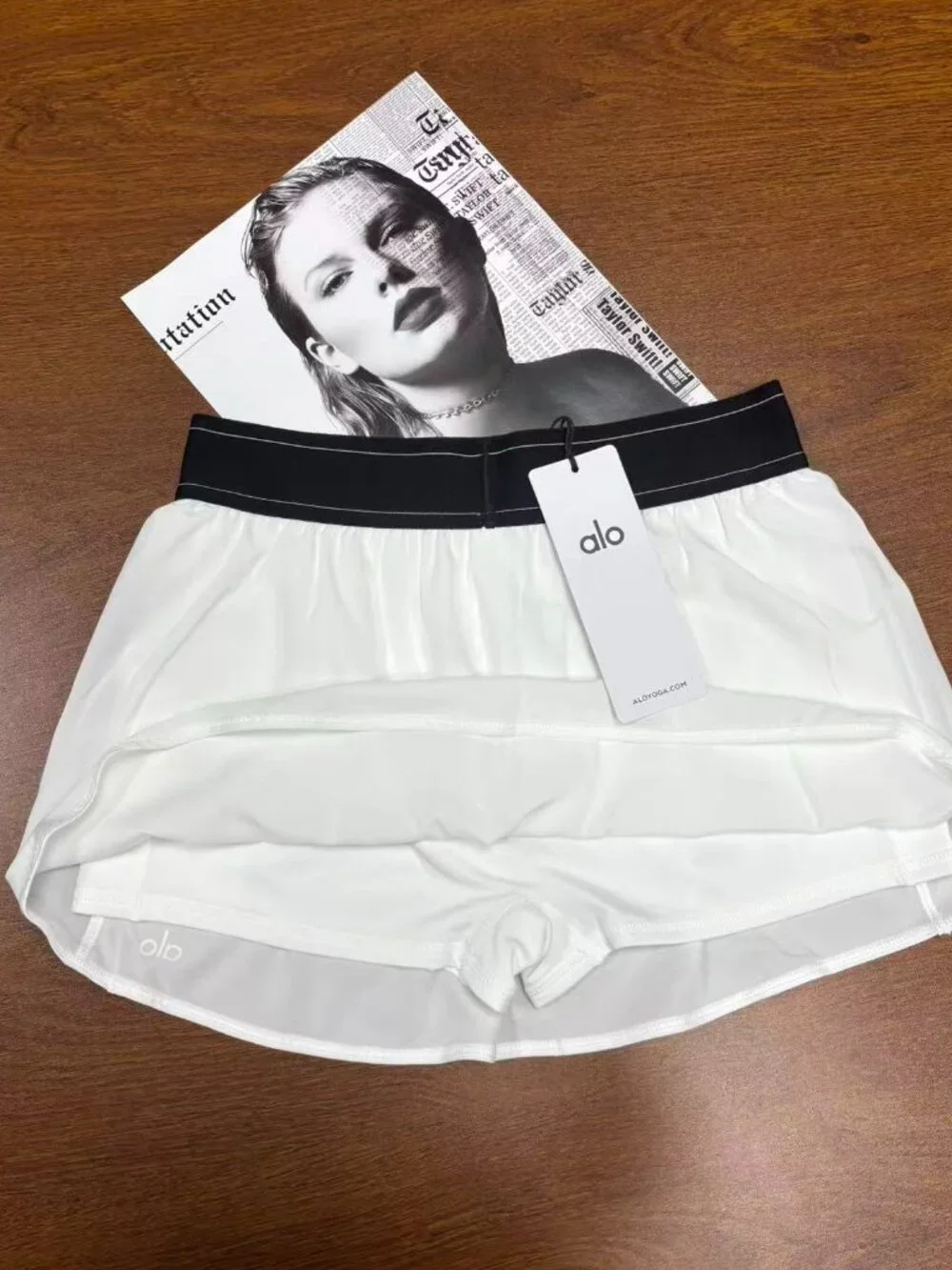 🎀 Alo sports tennis skirt white versatile and classic design